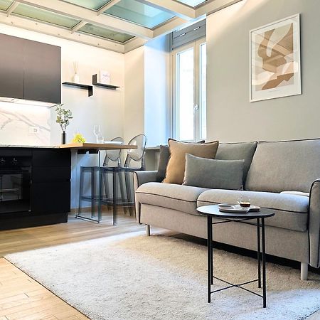 Jacuzzi Luxury Apartment In The Town Centre Торино Екстериор снимка